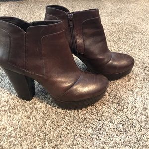 Gianni Bini Brown Booties.